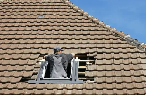 Pose de velux - Saint-Germain de Montbron